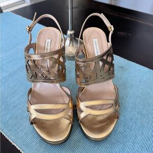 Diane Von Furstenberg Gold Sandals size 7